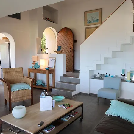 Casa Alta, Maison Familiale A Cala Longa