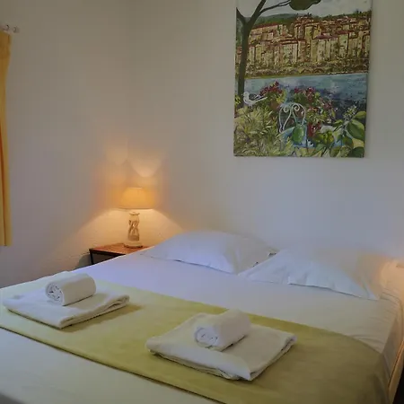 Casa Alta, Maison Familiale A Cala Longa *